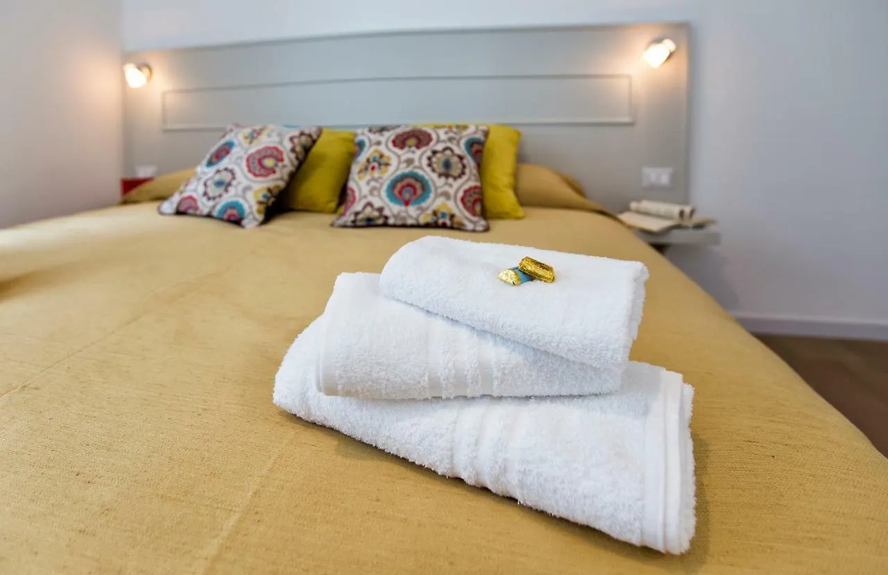 Jolie Julie Accomodation Sassari Guest house