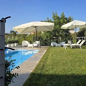 Bed & Breakfast Malvasio Pool And Jacuzzi, Sassari